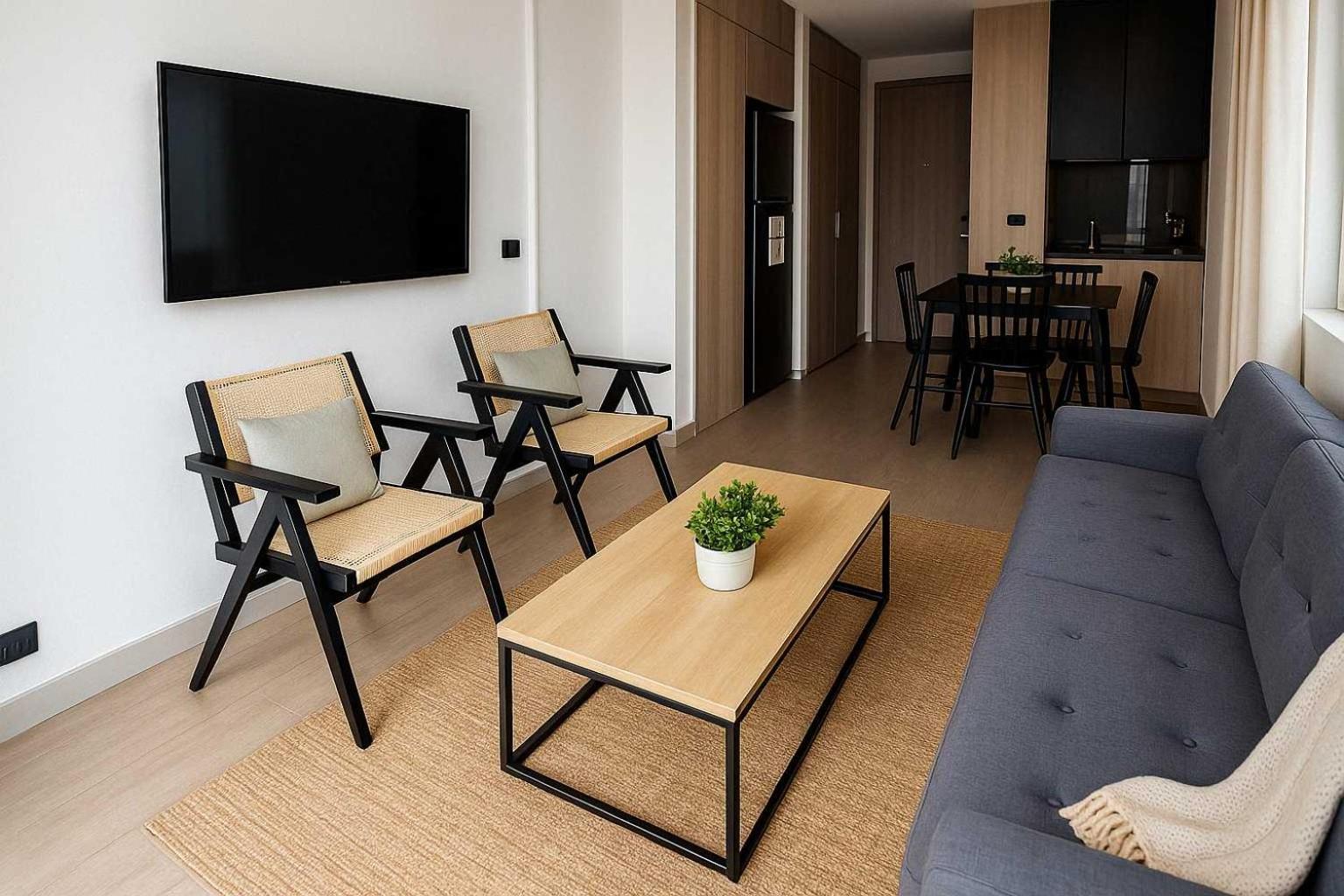 Charming Parque Arauco Mall For 3 People